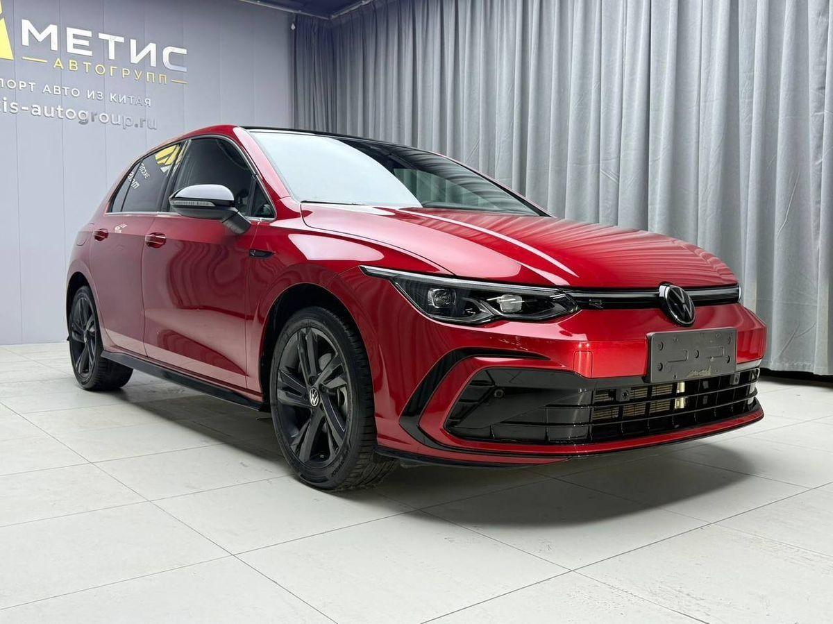 Volkswagen Golf, 2022
