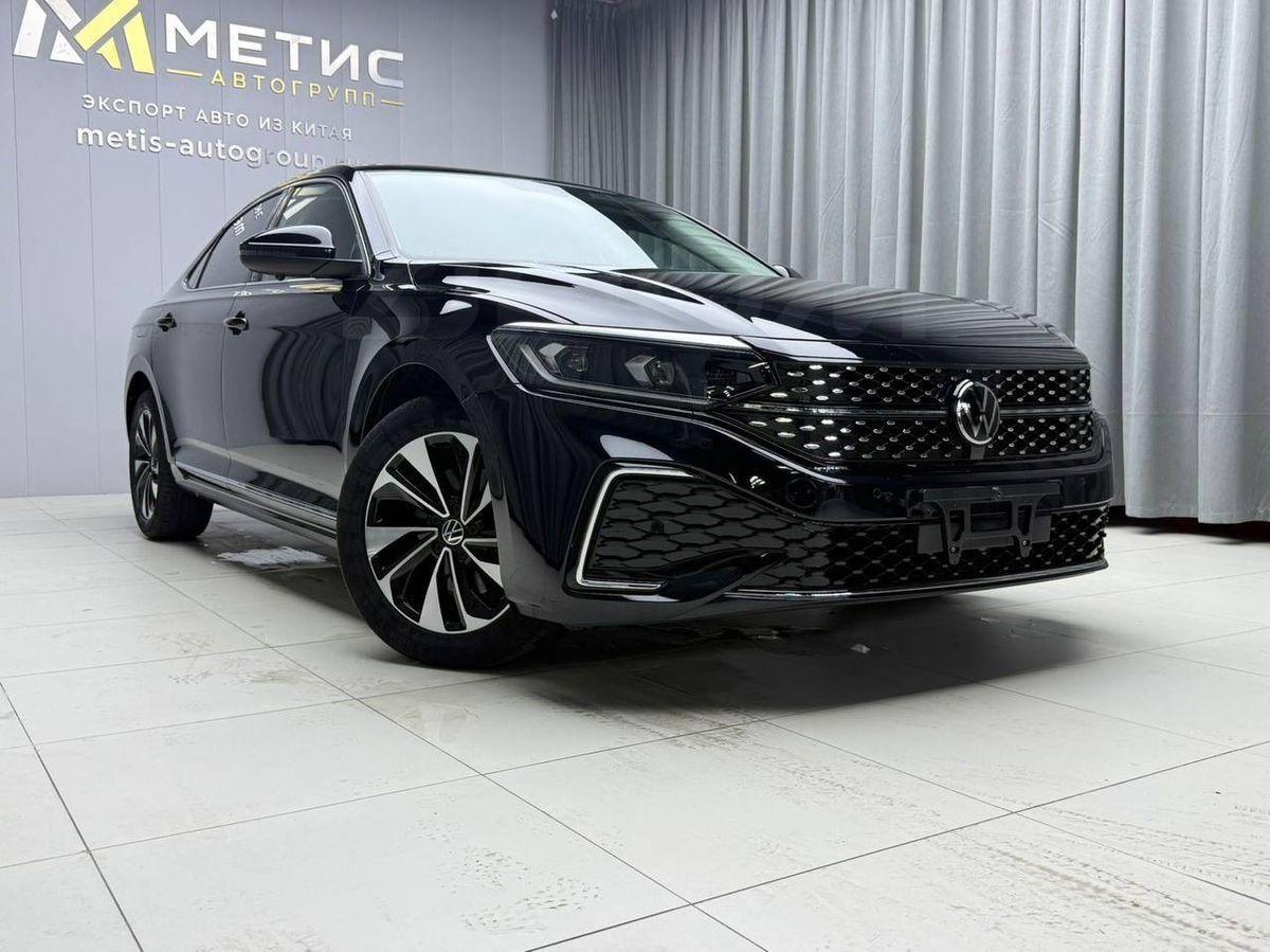 Volkswagen Passat, 2022